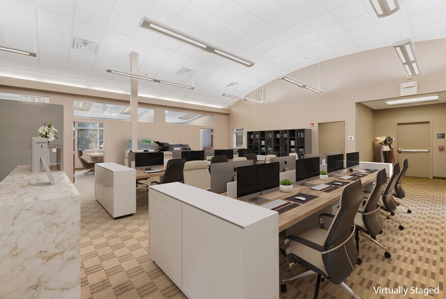 More Photos Of 7430 S Creek Rd, Sandy Office For Lease