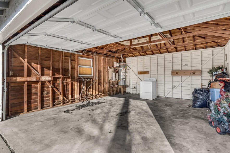 More Photos Of 1146 N Monroe St, Stockton Apartments For Sale