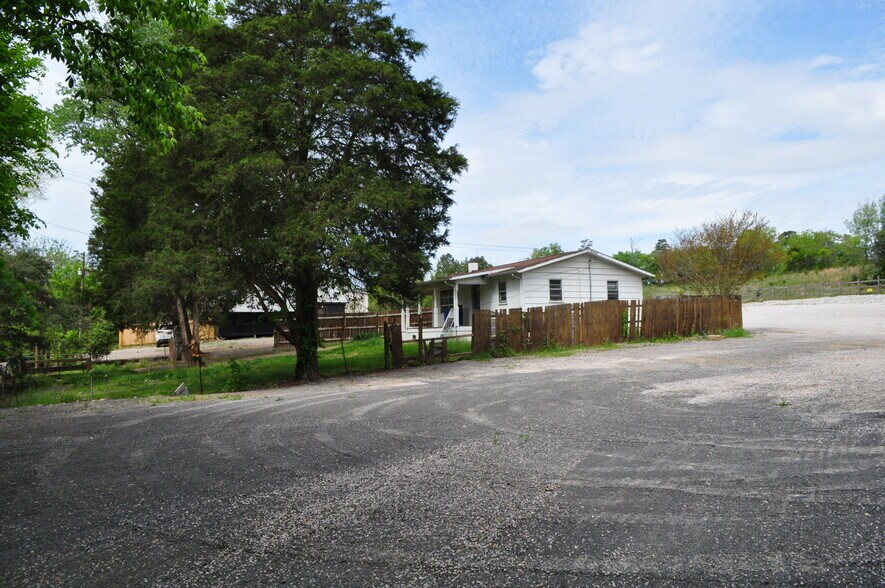 More Photos Of 7250 Rutledge Pike, Knoxville Land For Sale