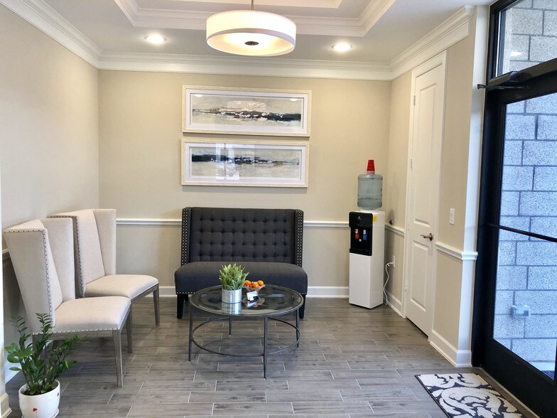 More Photos Of 12930 Dairy Ashford Rd, Sugar Land Medical For Lease