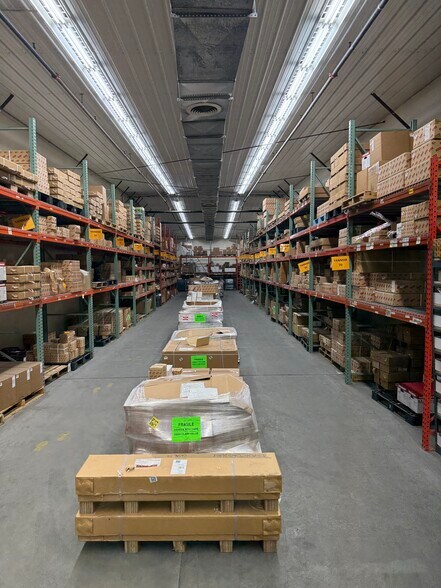 More Photos Of 1104 SE 8th St, Grand Rapids Industrial For Lease