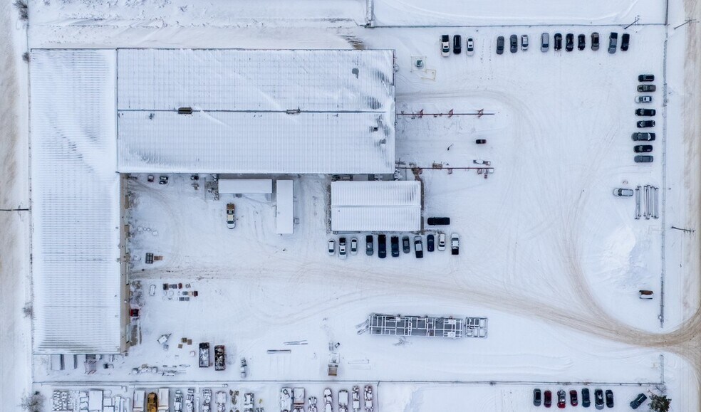 More Photos Of 2201 8th St, Nisku Warehouse For Lease