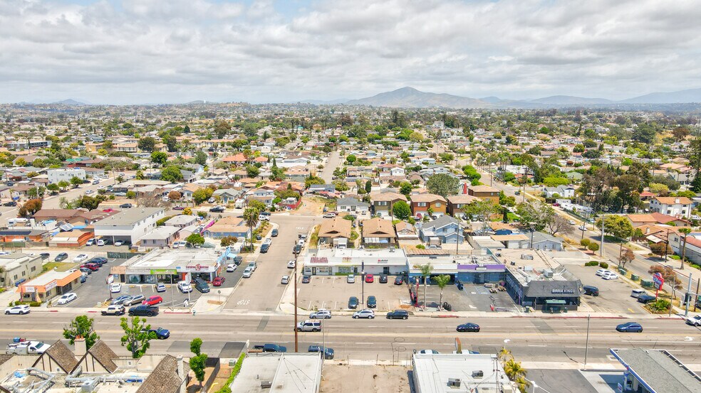 More Photos Of 2301-2305 Highland Ave, National City Freestanding For Lease