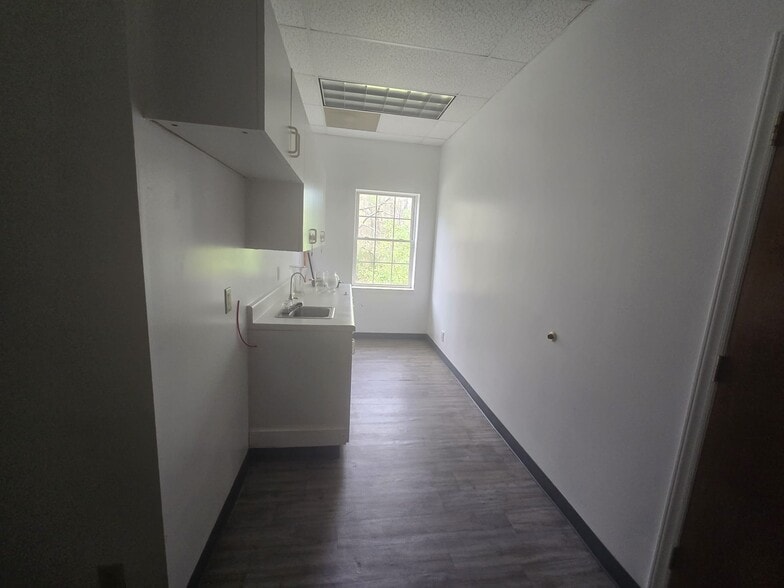 More Photos Of 2730 E WT Harris Blvd, Charlotte Office For Lease