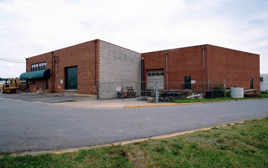 More Photos Of 4703-4705 Webster St, Bladensburg Warehouse For Lease