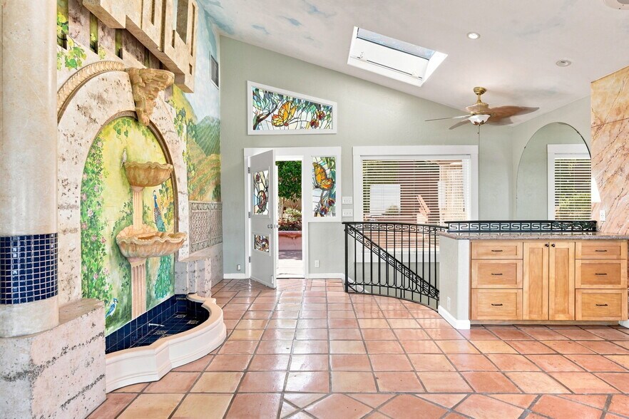 More Photos Of 1135 5th Ave, Crockett Apartments For Sale