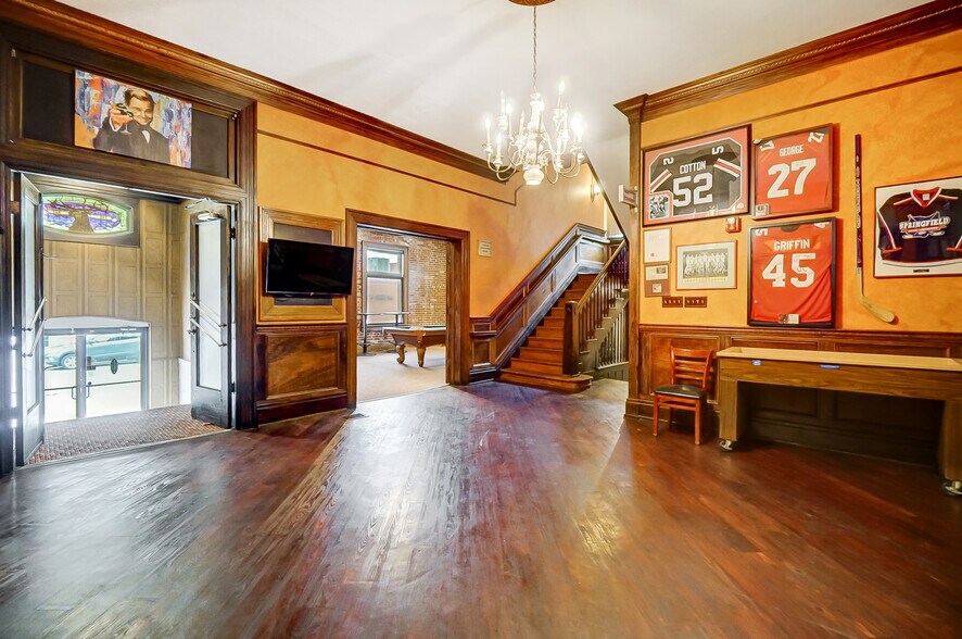 More Photos Of 126 W High St, Springfield Lodge Meeting Hall For Sale