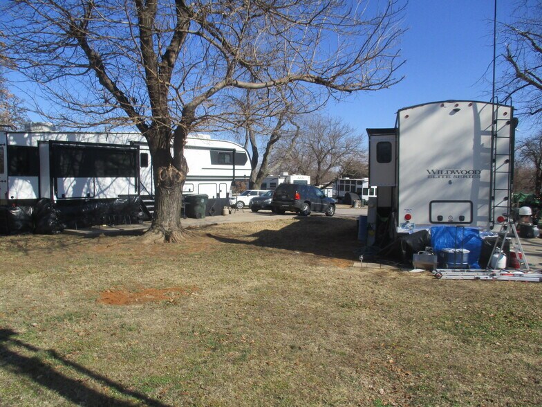 More Photos Of 8801 SE 29th St, Midwest City Trailer Camper Park For Sale