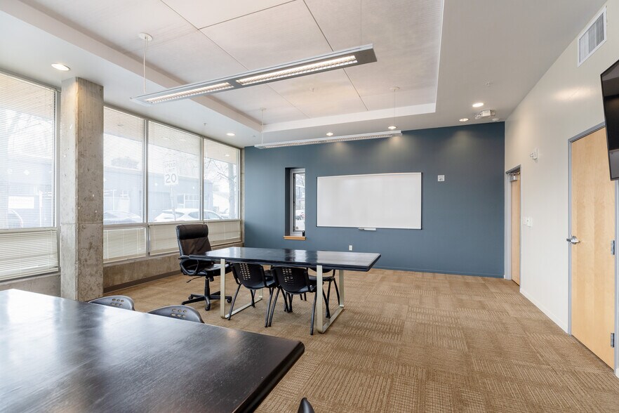 More Photos Of 375 NE Shaver St, Portland Apartments For Sale