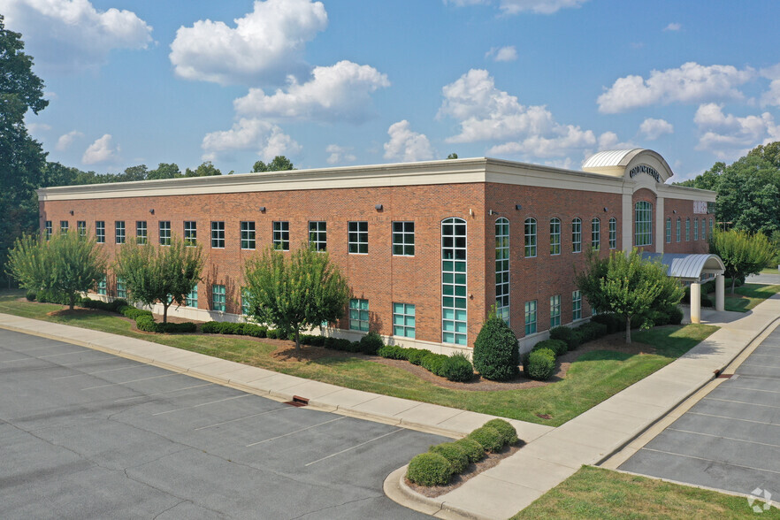 More Photos Of 6010 Golding Center Dr, Winston-Salem Medical For Sale