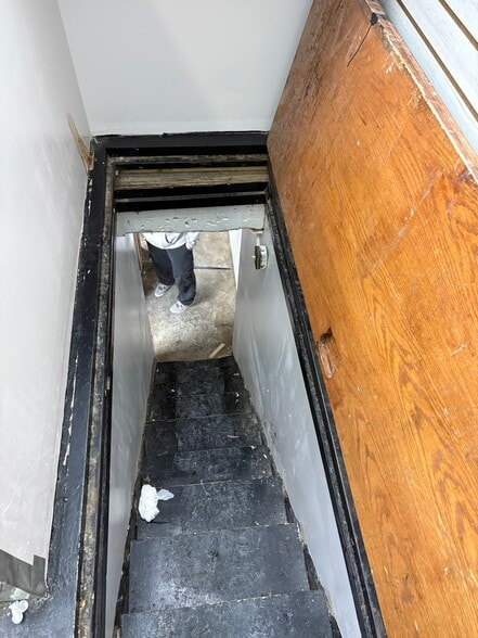 More Photos Of 582-592 W 207th St, New York Storefront For Lease