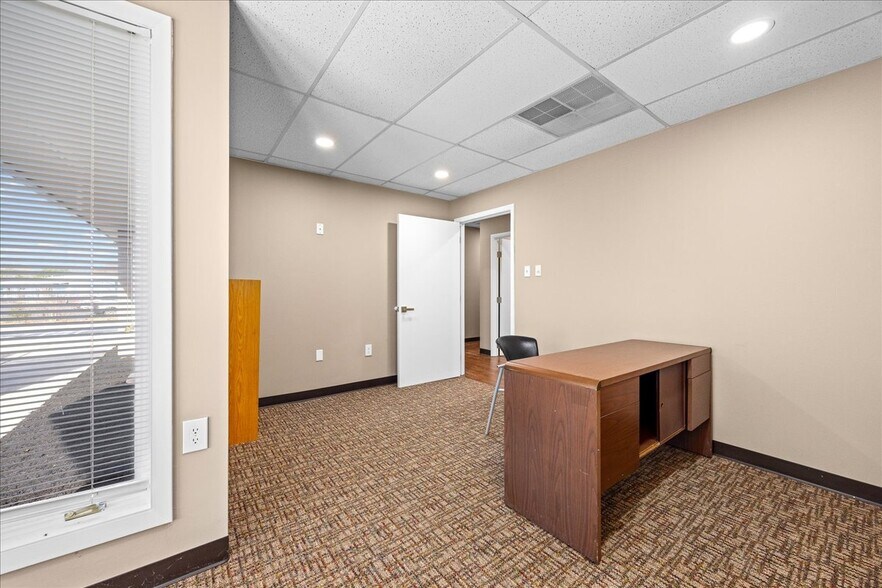 More Photos Of 1125-1131 New Rd, Absecon Medical For Lease