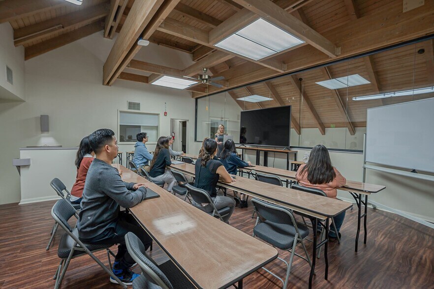 More Photos Of 25433 Narbonne Ave, Lomita Coworking Space