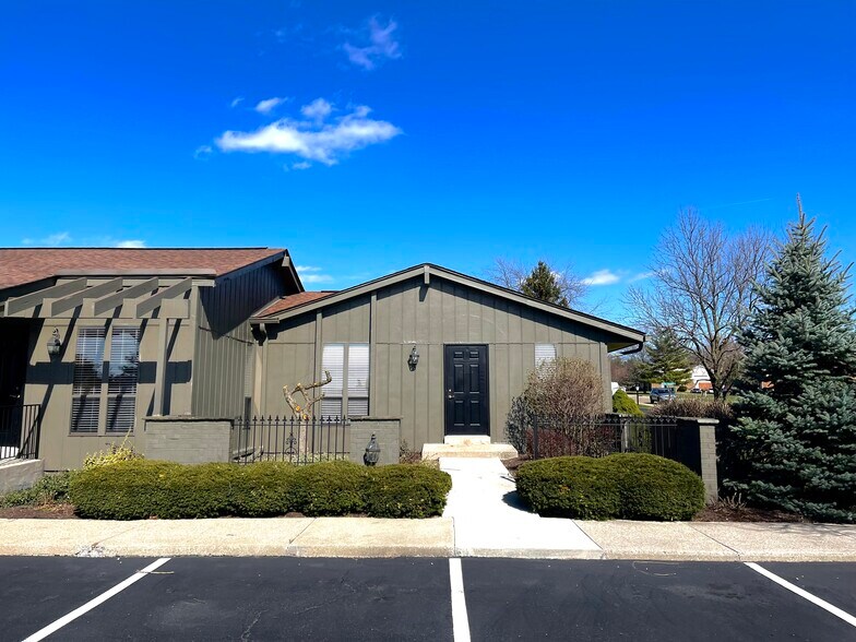 More Photos Of 431-433 Windsor Park Dr, Dayton Office For Lease