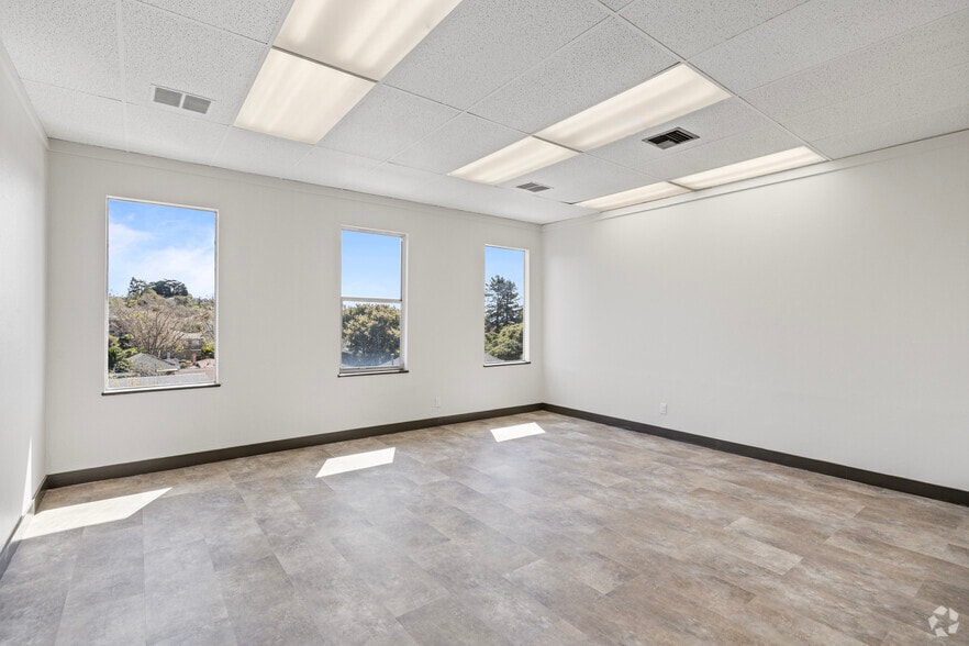 More Photos Of 1760 Solano Ave, Berkeley Office For Lease