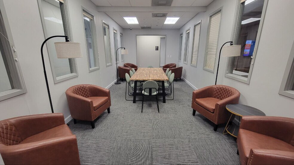 More Photos Of 121-189 S Orange Ave, Orlando Office Residential For Sale