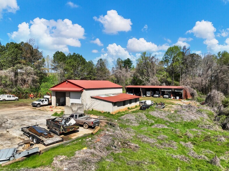 More Photos Of 2567 Athens Hwy, Gainesville Warehouse For Lease