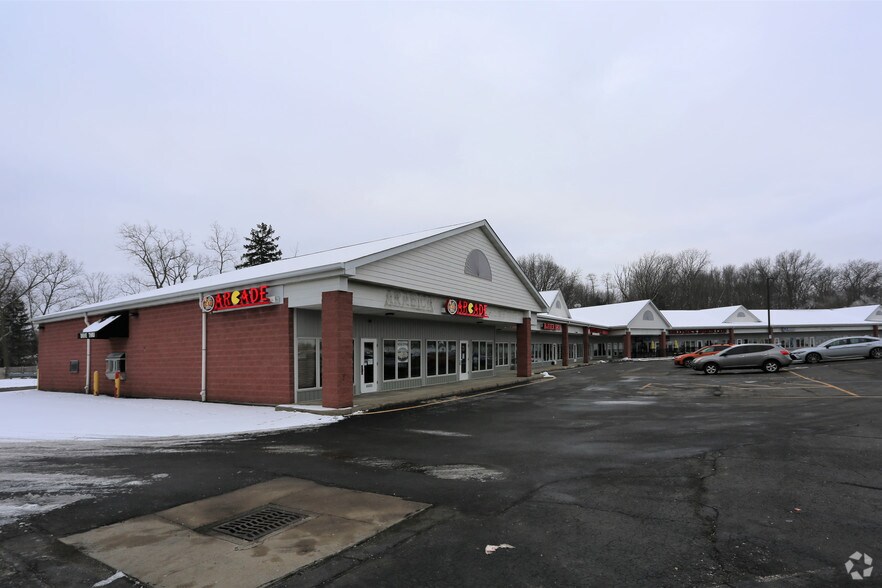 More Photos Of 33101-33169 Center Ridge Rd, North Ridgeville Unknown For Lease