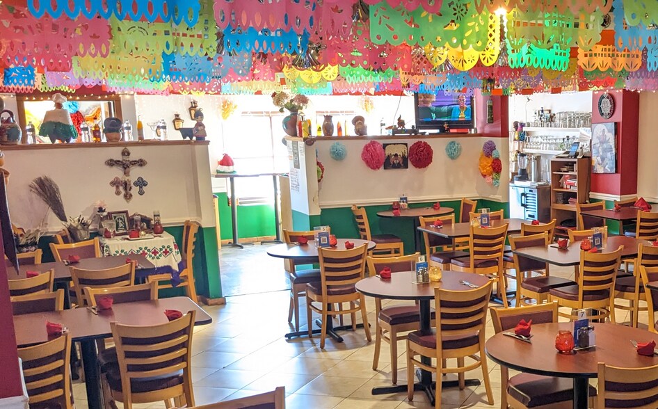 More Photos Of 24-36 Paterson Hamburg Tpke, Riverdale Restaurant For Lease