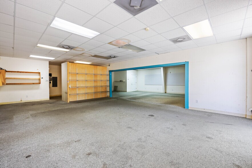 More Photos Of 7227 Beach Dr SW, Ocean Isle Beach Freestanding For Lease