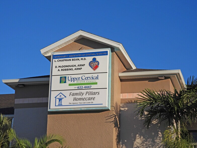 More Photos Of 1600 W Eau Gallie Blvd, Melbourne Office For Lease