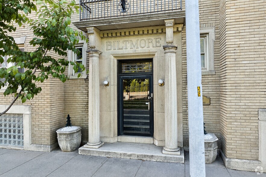 More Photos Of 357 Alexander St, Rochester Apartments For Sale