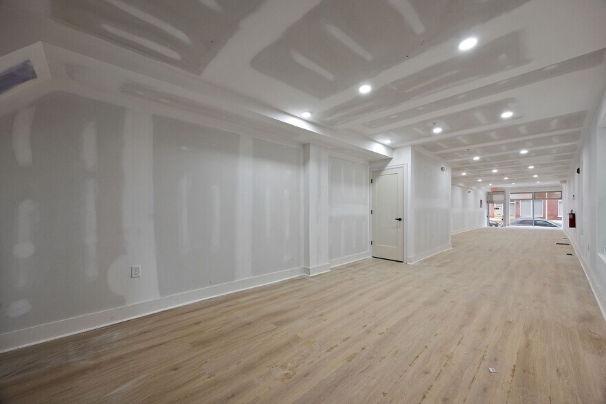 More Photos Of 841 N Tatnall St, Wilmington Storefront Retail Residential For Lease