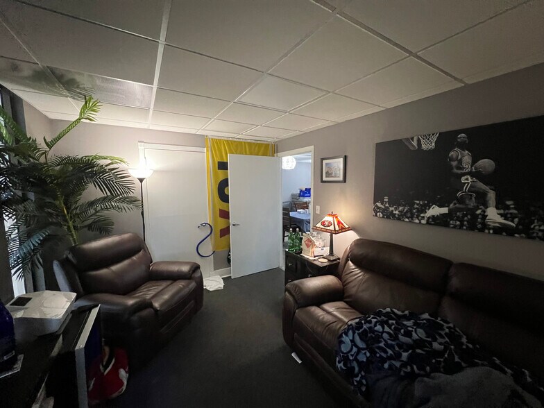 More Photos Of 5353 N Federal Hwy, Fort Lauderdale Medical For Lease