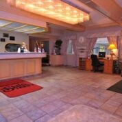 More Photos Of 1401 Shilo Dr, Nampa Hotel For Sale