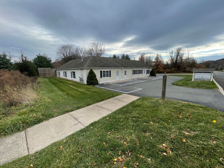 More Photos Of 420 County Road 513, Califon Office For Sale