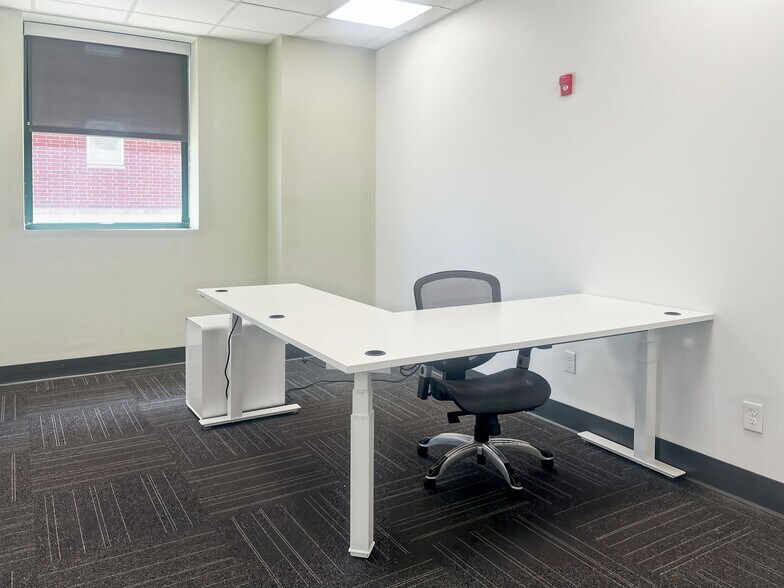 More Photos Of 1515 Hancock St, Quincy Coworking Space