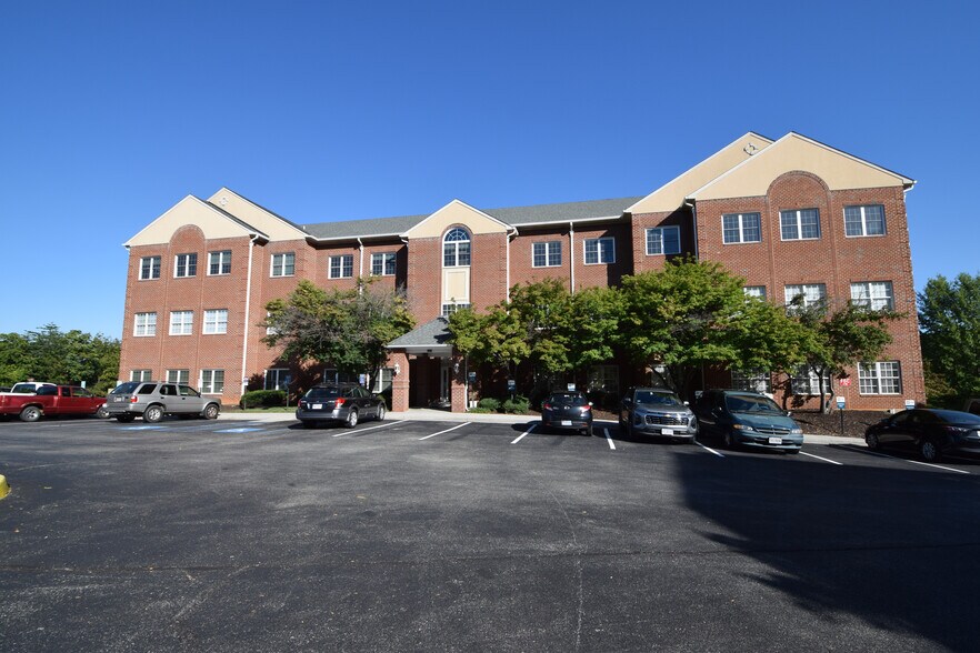 More Photos Of Pheasant Ridge Road, Roanoke Office For Lease