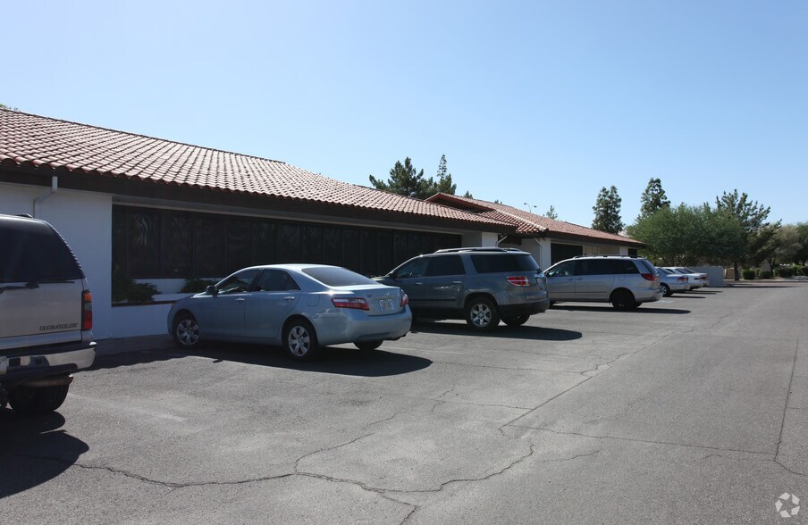 More Photos Of 4625 S Lakeshore Dr, Tempe Office For Lease