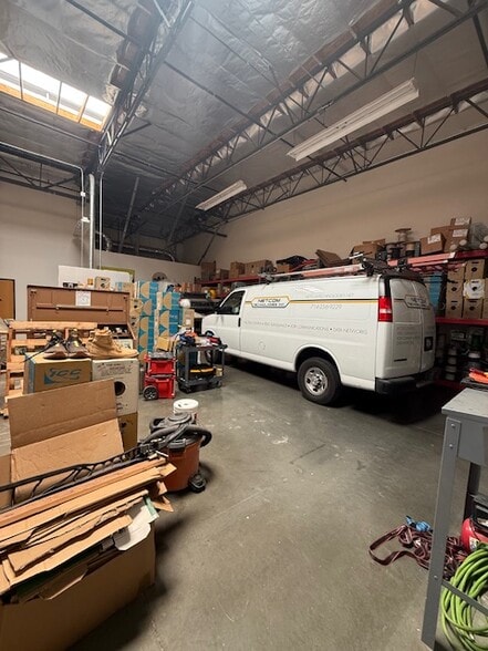 More Photos Of 301-315 N Berry St, Brea Light Distribution For Sale