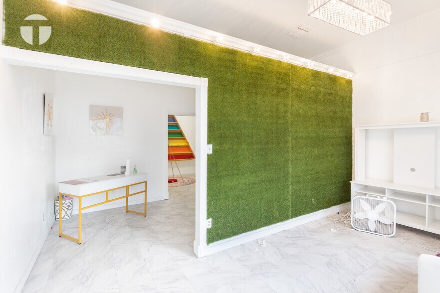 More Photos Of 2001-2005 S St, Sacramento Office For Sale