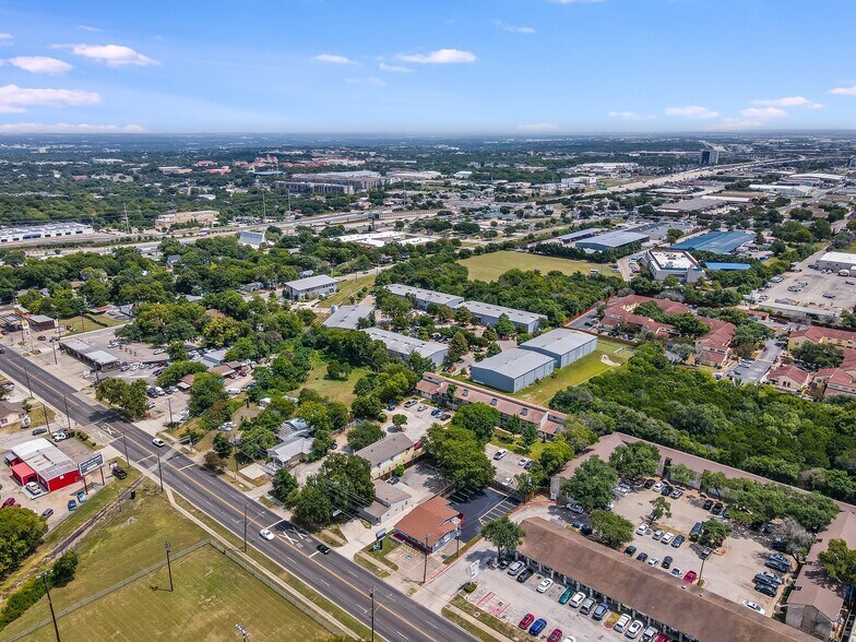 More Photos Of 4311 S 1st St, Austin Office For Lease