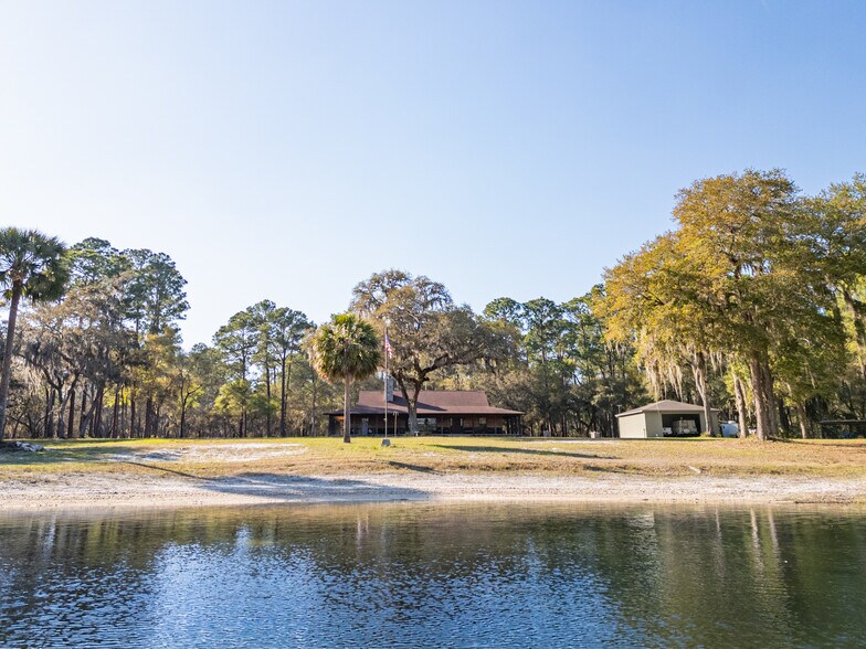 More Photos Of 8600 NE 147th Avenue Rd, Silver Springs Lodge Meeting Hall For Sale