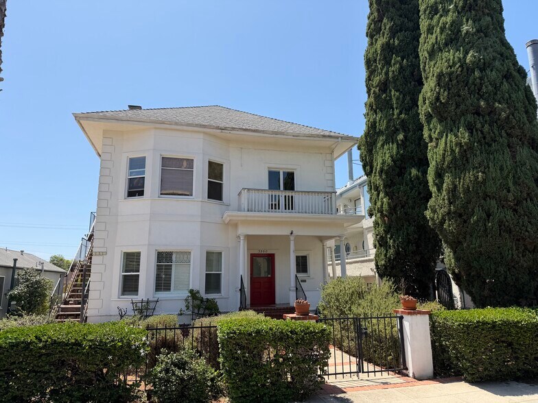 More Photos Of 3560 Front St, San Diego Multifamily For Sale