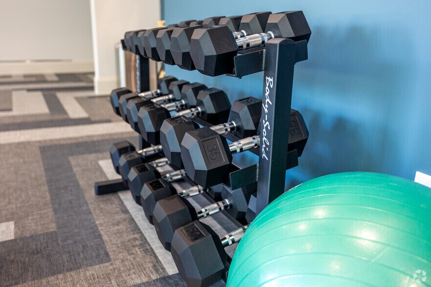 More Photos Of 90 Shrewsbury St, Boylston Apartments For Lease