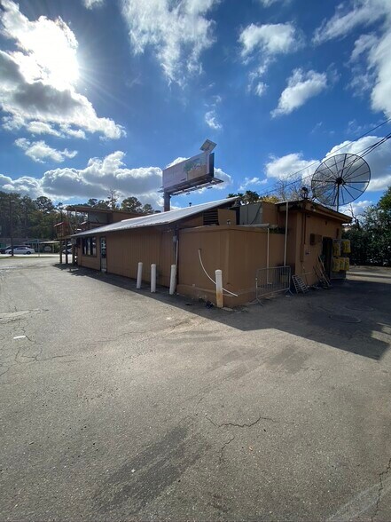 More Photos Of 1904 W Pensacola St, Tallahassee Restaurant For Lease