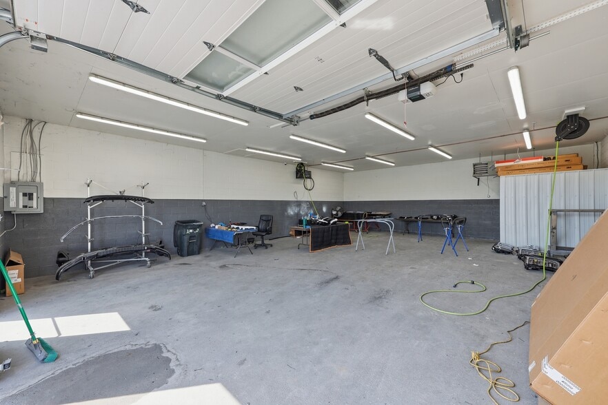 More Photos Of 1728 N Market St, Frederick Warehouse For Sale