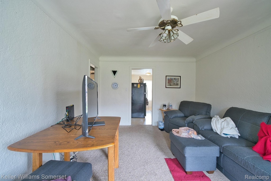 More Photos Of 51 Spokane Dr, Pontiac Apartments For Sale