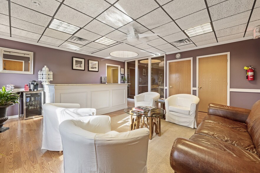 More Photos Of 188 E Bergen Pl, Red Bank Office For Sale