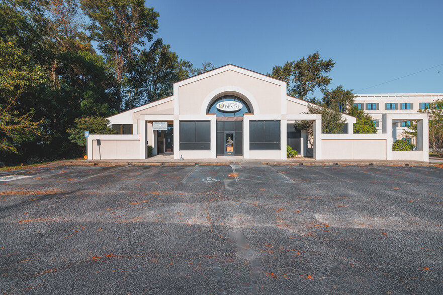 Primary Photo Of 815 E 68th St, Savannah Medical For Lease