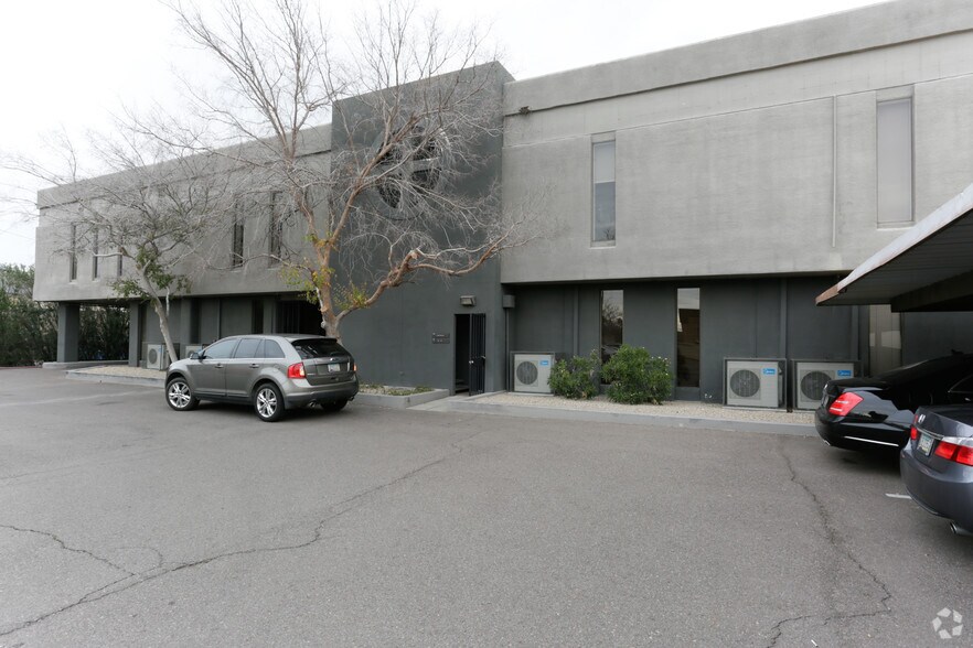 More Photos Of 7525 E Camelback Rd, Scottsdale Office For Lease