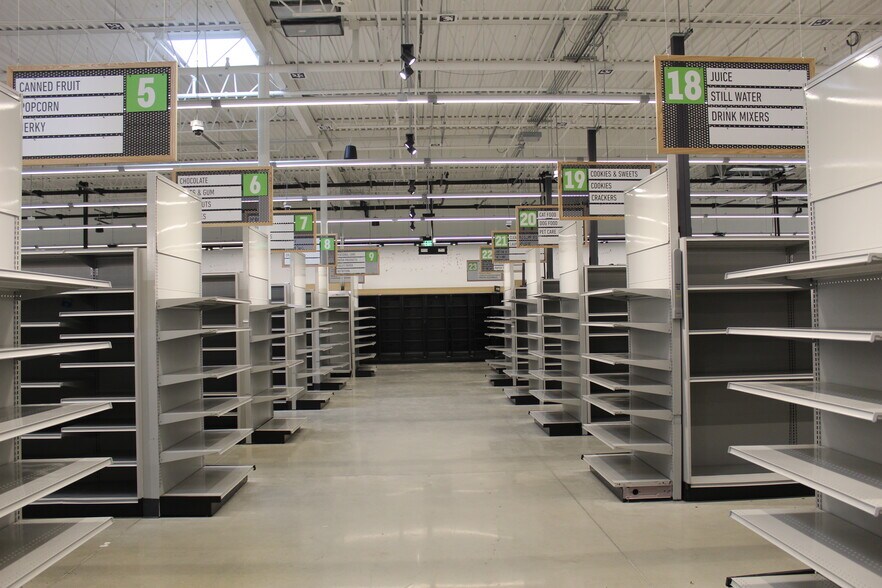 More Photos Of 6711 Ritchie Hwy, Glen Burnie General Retail For Lease