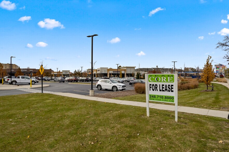 More Photos Of Woodward Ave, Royal Oak Unknown For Lease