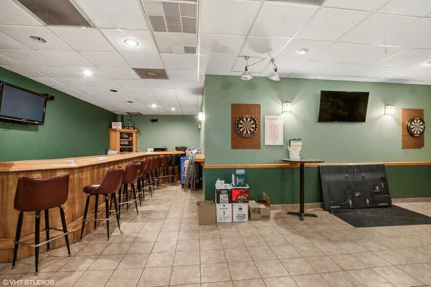 More Photos Of 10638 S Western Ave, Chicago Storefront For Sale