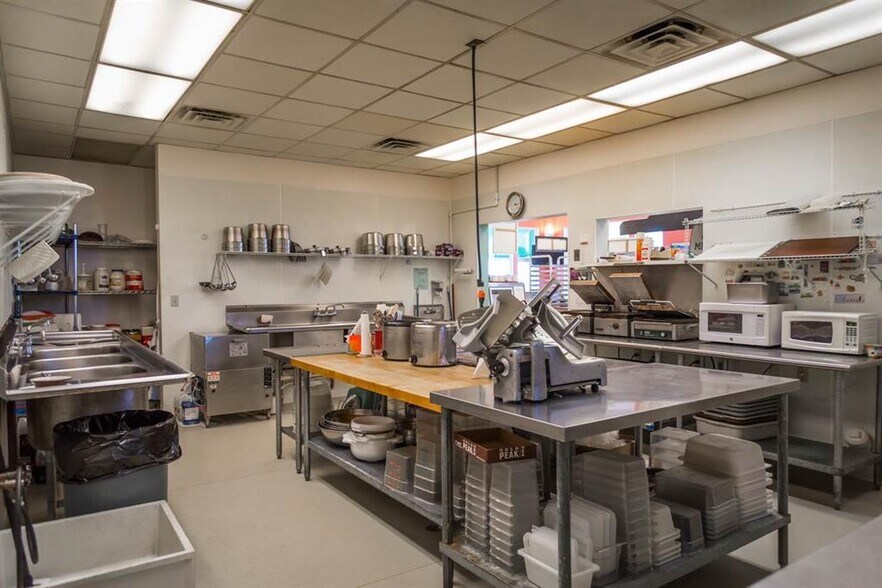 More Photos Of 2569 Charlevoix Rd, Petoskey Restaurant For Sale