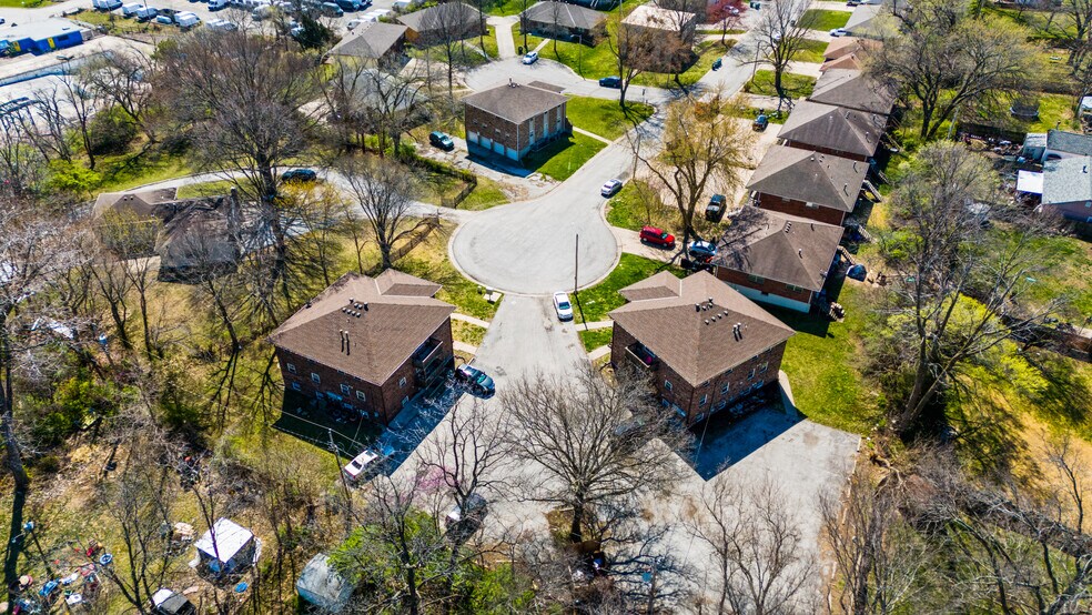 More Photos Of 5218-5240 Ditzler Ave, Raytown Apartments For Sale